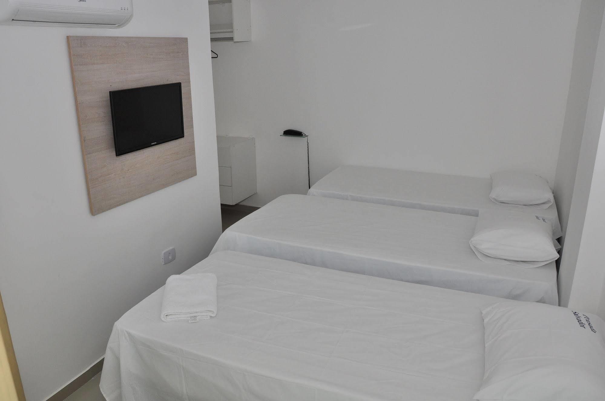 Hotel Salwador Zewnętrze zdjęcie